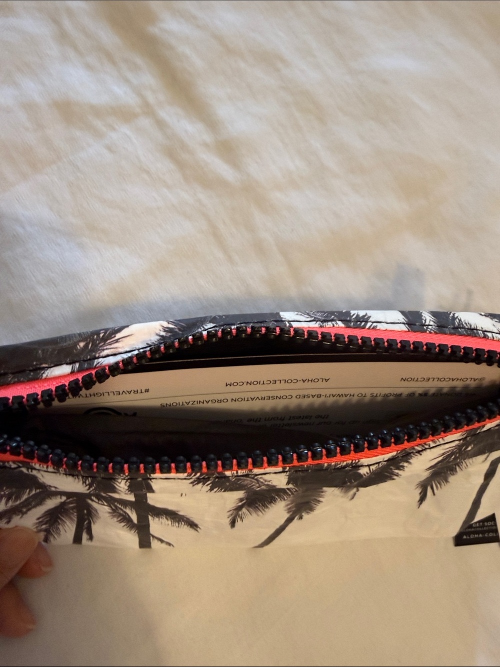 Aloha collection mini pouch - Picture 3 of 3